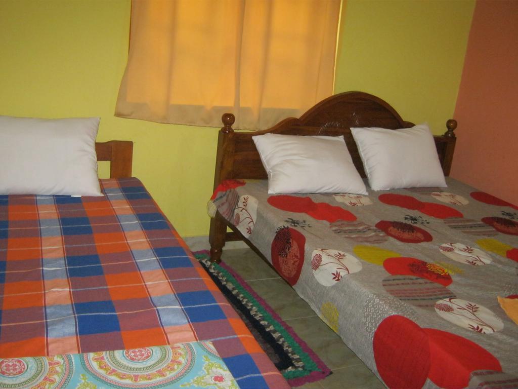 Aurora - Negombo Budget Hostel Δωμάτιο φωτογραφία