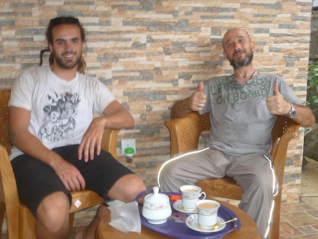 Aurora - Negombo Budget Hostel Εξωτερικό φωτογραφία